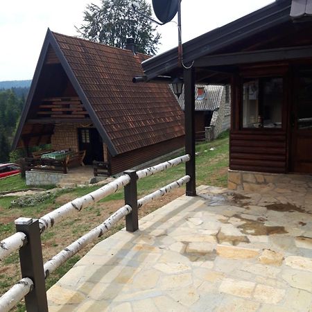 Planinska Kuca Dusan Mitrovac Exteriör bild